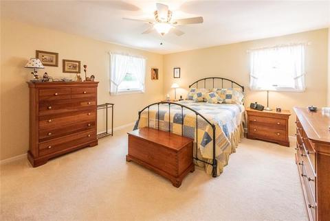 5805 Torrance Dr, Export, PA 15632 photo 13