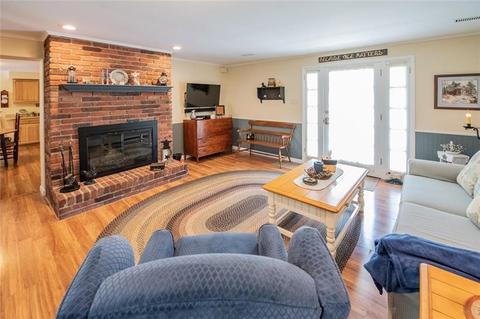 5805 Torrance Dr, Export, PA 15632 photo 7