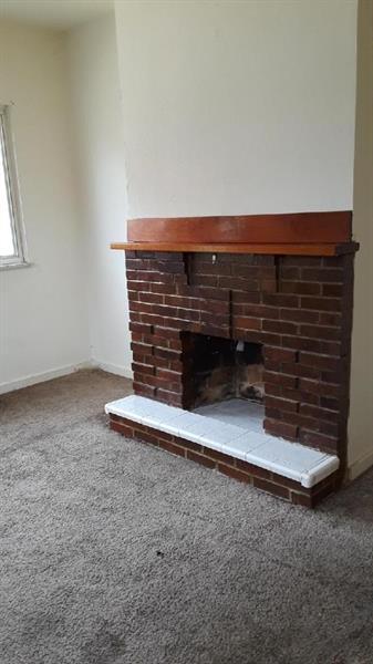 832 Walnut, Braddock, PA 15104 photo 4