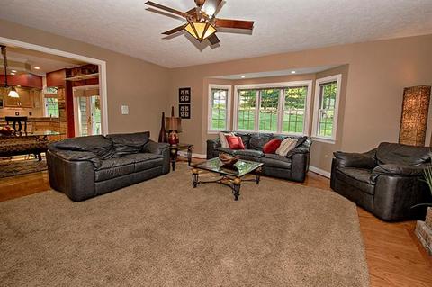 706 Winter Pine Dr, Mars, PA 16046 photo 11