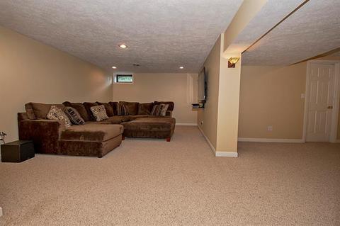 706 Winter Pine Dr, Mars, PA 16046 photo 20