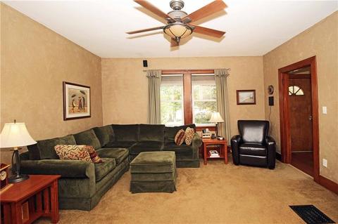 2428 State Ave, Coraopolis, PA 15108 photo 11