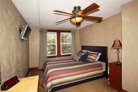 2428 State Ave, Coraopolis, PA 15108 photo 19