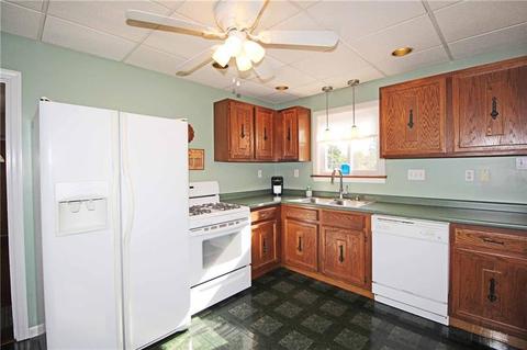 2428 State Ave, Coraopolis, PA 15108 photo 15