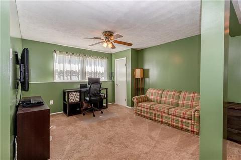 111 Chambers Dr, Monaca, PA 15061 photo 18