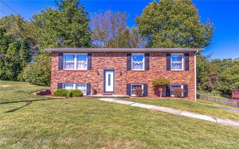 111 Chambers Dr, Monaca, PA 15061 photo 1
