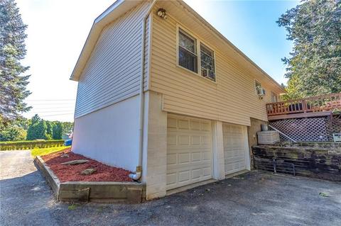 111 Chambers Dr, Monaca, PA 15061 photo 22