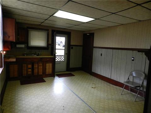 435 Birch Ave, New Eagle, PA 15067 photo 2