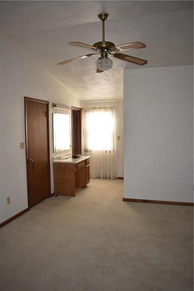 19 Barri Dr, Irwin, PA 15642 photo 13