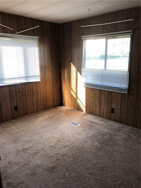 9873 Mcclellan St, Irwin, PA 15642 photo 9