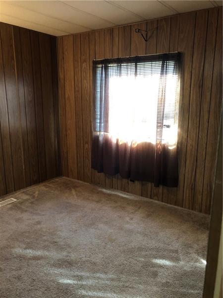 9873 Mcclellan St, Irwin, PA 15642 photo 11