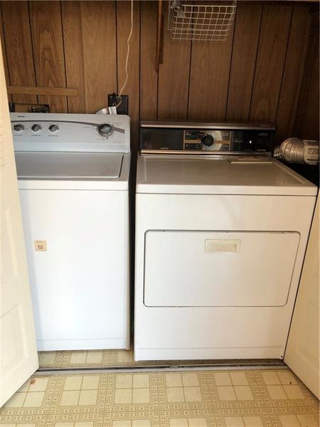 9873 Mcclellan St, Irwin, PA 15642 photo 6