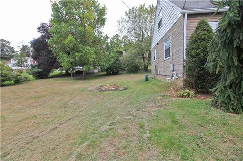 2660 River Rd, Vandergrift, PA 15690 photo 2