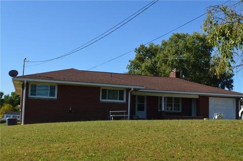 3 Second St Ext, Donora, PA 15033 photo 1