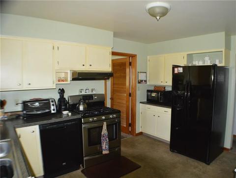 3 Second St Ext, Donora, PA 15033 photo 5