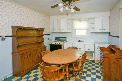 5988 Penn St, Export, PA 15632 photo 7