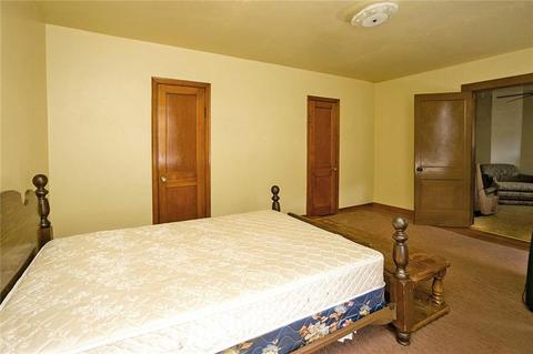 5988 Penn St, Export, PA 15632 photo 17
