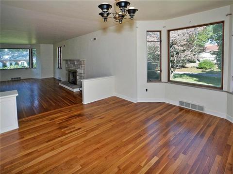 4938 Simmons Cir, Export, PA 15632 photo 13