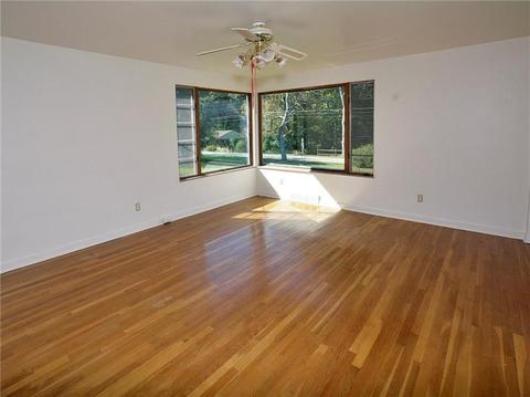 4938 Simmons Cir, Export, PA 15632 photo 17