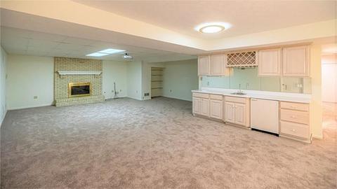 2119 S Villa Dr, Hampton, PA 15044 photo 23