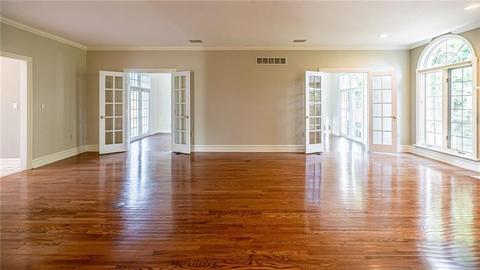 2119 S Villa Dr, Hampton, PA 15044 photo 9