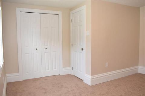 726 Pine St, Irwin, PA 15642 photo 21