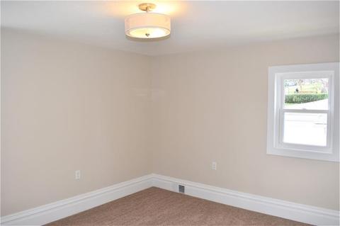 726 Pine St, Irwin, PA 15642 photo 16