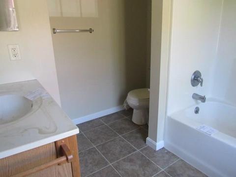 264 Locust St, Windber, PA 15963 photo 11