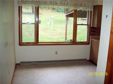 253 Thorn Run Rd, Export, PA 15632 photo 4