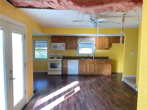 331 Main St, Centerville, PA 15358 photo 7