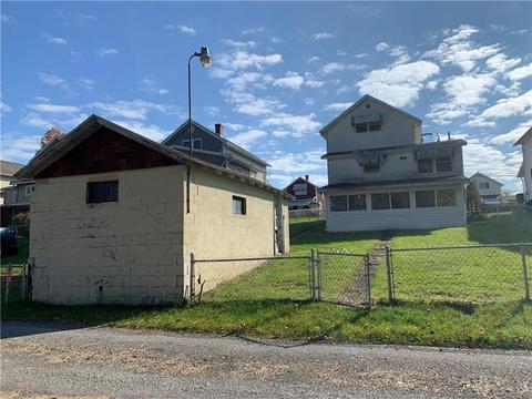 331 Main St, Centerville, PA 15358 photo 5