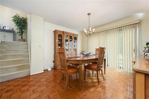 101 Williamsburg, Export, PA 15632 photo 7