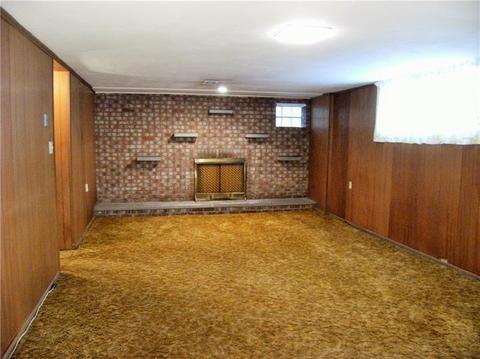 1308 Deerfield Dr, Monroeville, PA 15146 photo 18