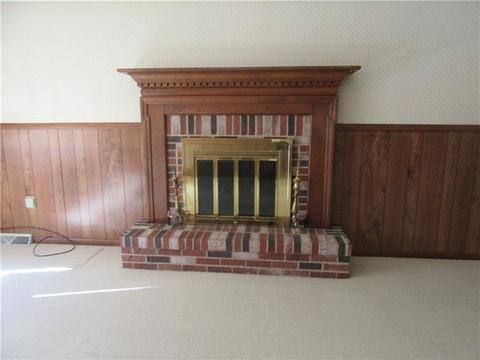 207 Cameron Dr, Irwin, PA 15642 photo 9