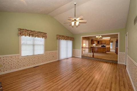107 Spring Dr, Apollo, PA 15613 photo 13