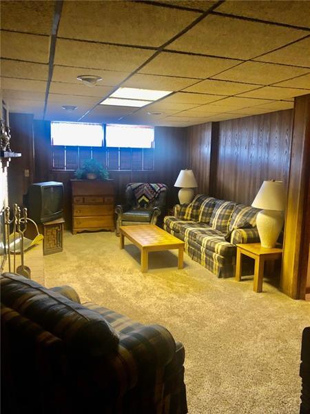 903 10th St, Irwin, PA 15642 photo 16