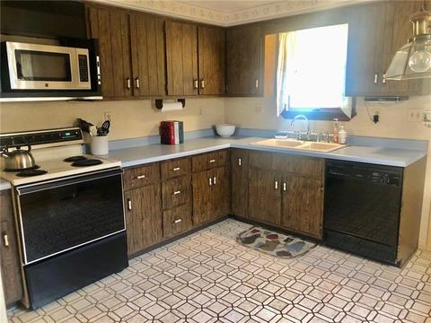 903 10th St, Irwin, PA 15642 photo 5