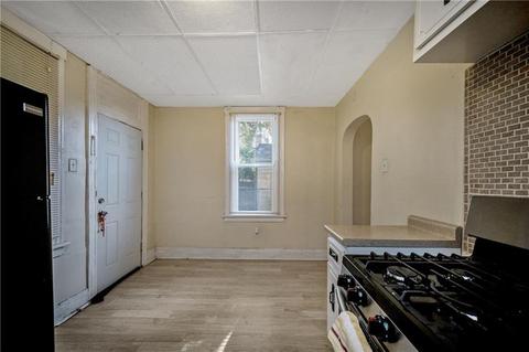 1121 Kirkpatrick Ave, North Braddock, PA 15104 photo 8