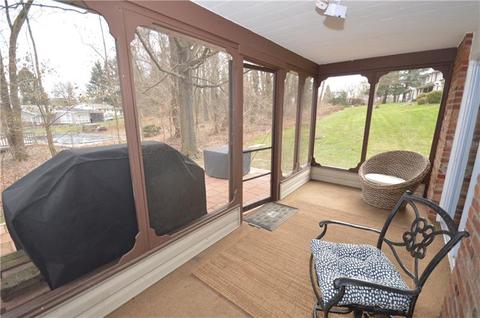 4436 Laurel Oak Dr, Hampton, PA 15101 photo 3