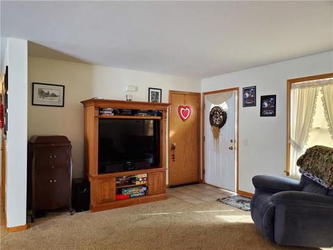 203 Old Post Rd, South Franklin, PA 15329 photo 7