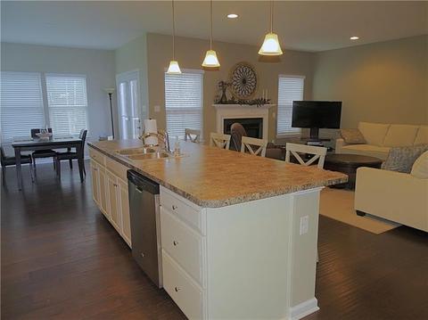 385 Brandywine Dr, Irwin, PA 15642 photo 5