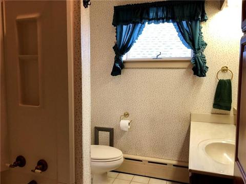 134 E Adams Ave, Vandergrift, PA 15690 photo 17