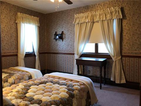 134 E Adams Ave, Vandergrift, PA 15690 photo 19
