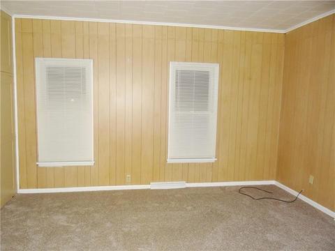 164 Main St, New Eagle, PA 15067 photo 9