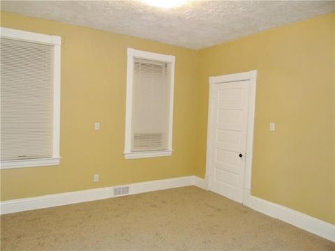 164 Main St, New Eagle, PA 15067 photo 22