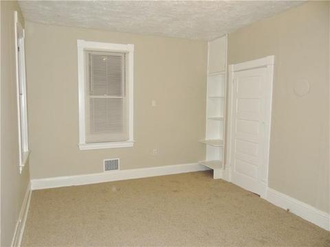 164 Main St, New Eagle, PA 15067 photo 18