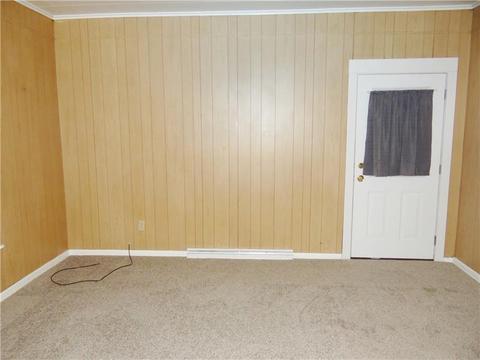 164 Main St, New Eagle, PA 15067 photo 8