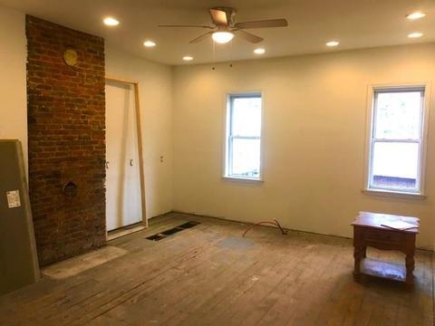 902 Constance St, Pittsburgh, PA 15212 photo 3