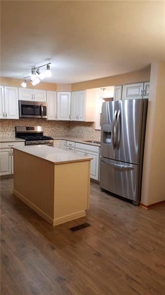 13645 Bruce Dr, Irwin, PA 15642 photo 5