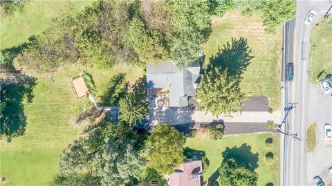 1349 Silver Ln, Coraopolis, PA 15108 photo 5